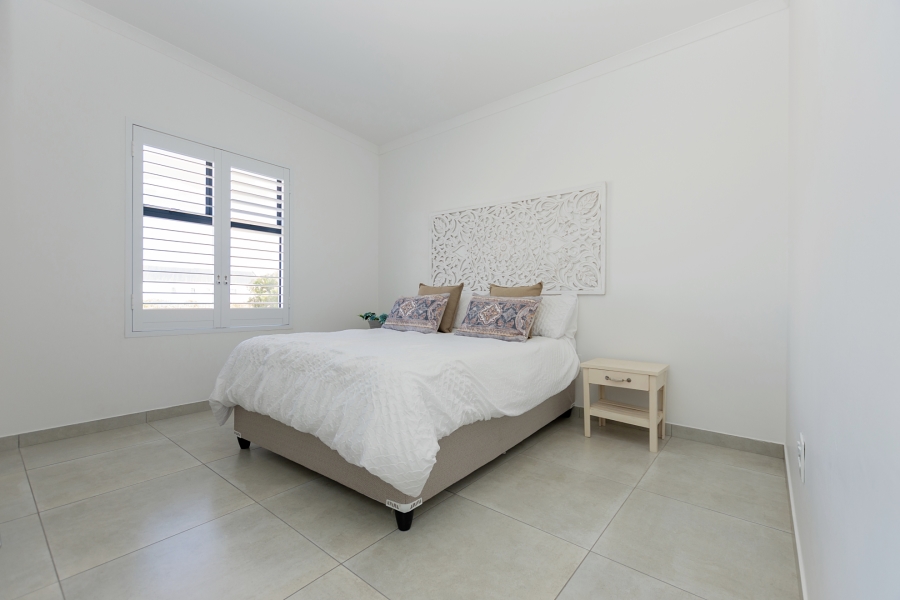 3 Bedroom Property for Sale in Britannia Bay Western Cape